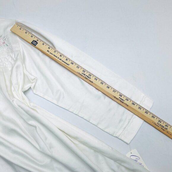 NEW Collette by Miss Elaine White Floral Embroidered Nightgown Long Sleeves L - Picture 6 of 8